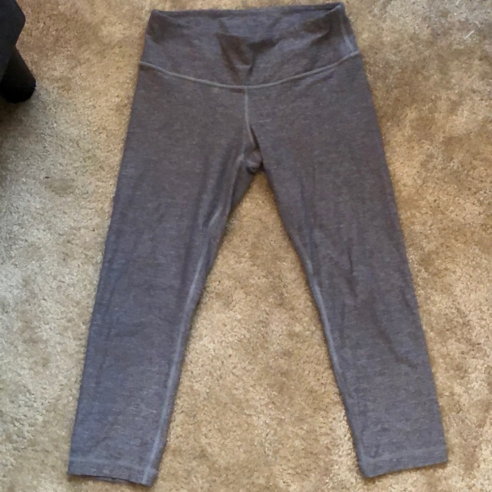 Lululemon Crops Mint condition